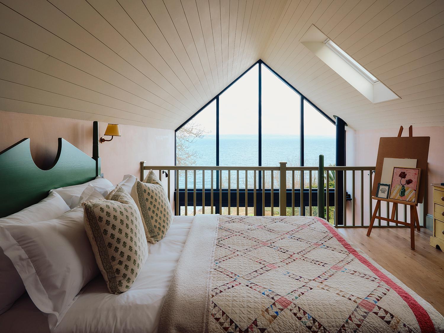 1-Bed Luxury Seafront Cabin In Heart Of Newlyn, Mousehole Экстерьер фото